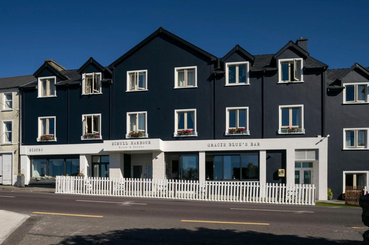 Schull Harbour Hotel & Leisure Centre Экстерьер фото